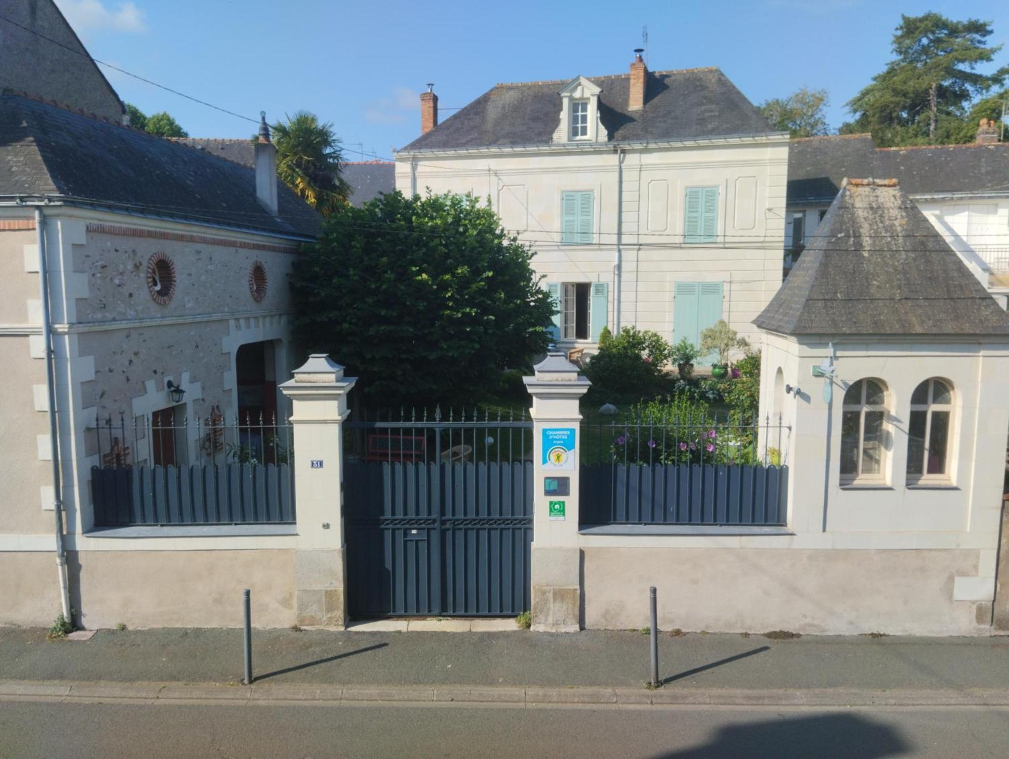 Les Orkys De Loire Hotel Chalonnes-sur-Loire Exterior photo